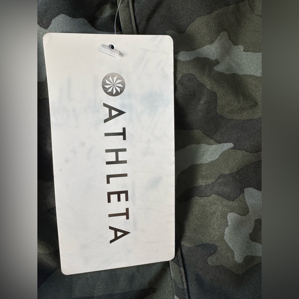 NWT Athleta Camo Printed Mesh Racer Run Short 4" Plus Size 3X Recycled Poly - Picture 6 of 14